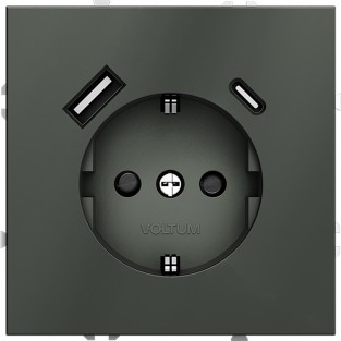 Розетка встраиваемая VOLTUM S70 с заземлением и защитными шторками, 16А, с USB, A+С, (титан)